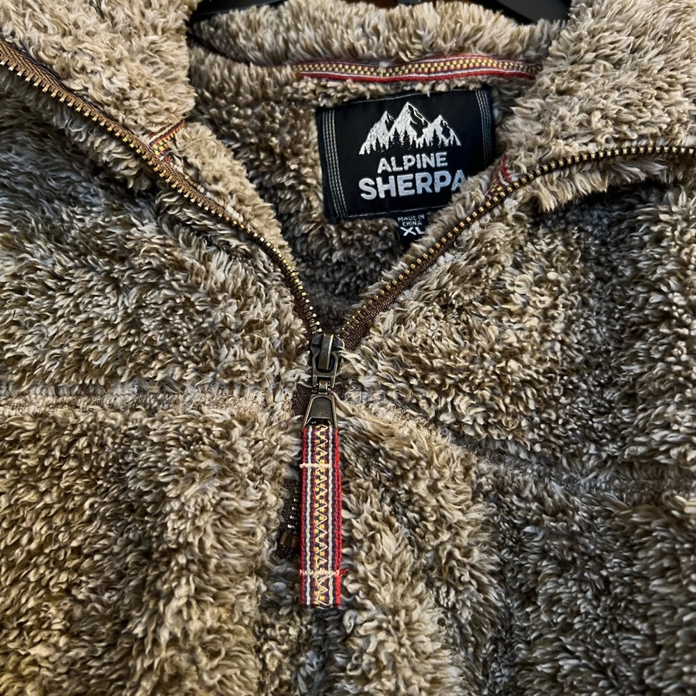 Warm Jacket - Picture 2 of 2